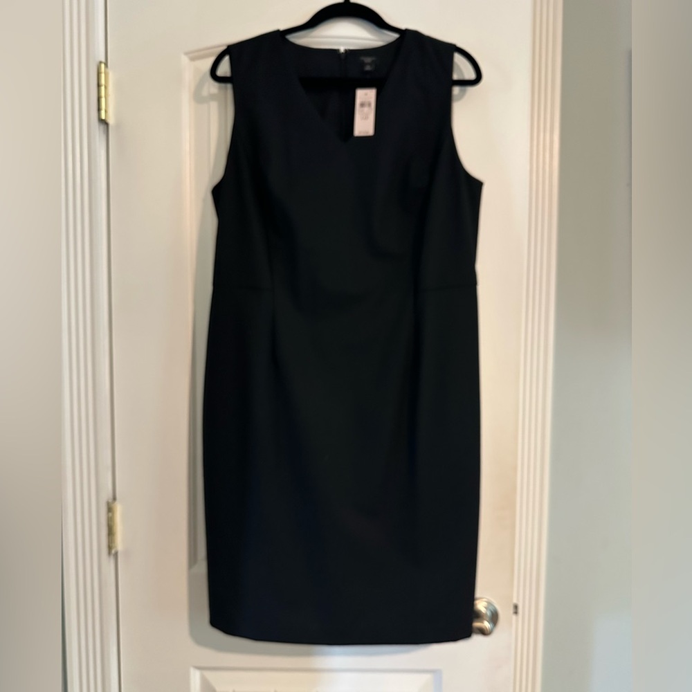 NWT Ann Taylor Factory Black Sheath V-Neck Suit Dress